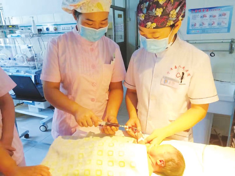 威信县妇婴监护型护送